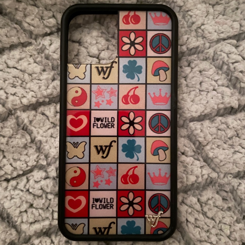 Wildflower IPhone 12 Pro case